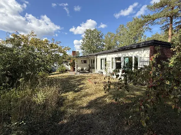 Villa, Skiljevägen, Danderyd. Bild 1 av 6