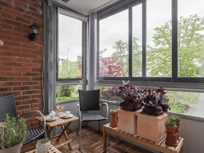 Bild 1 av 20 på Stockrosgatan 57 