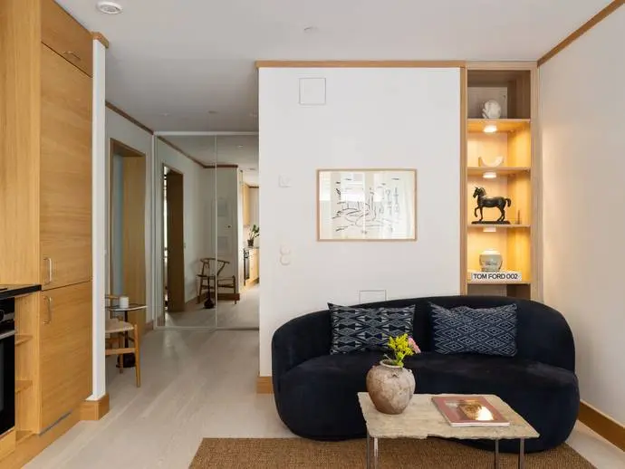 Apartment, Hagaesplanaden 63. Photo 1 of 9