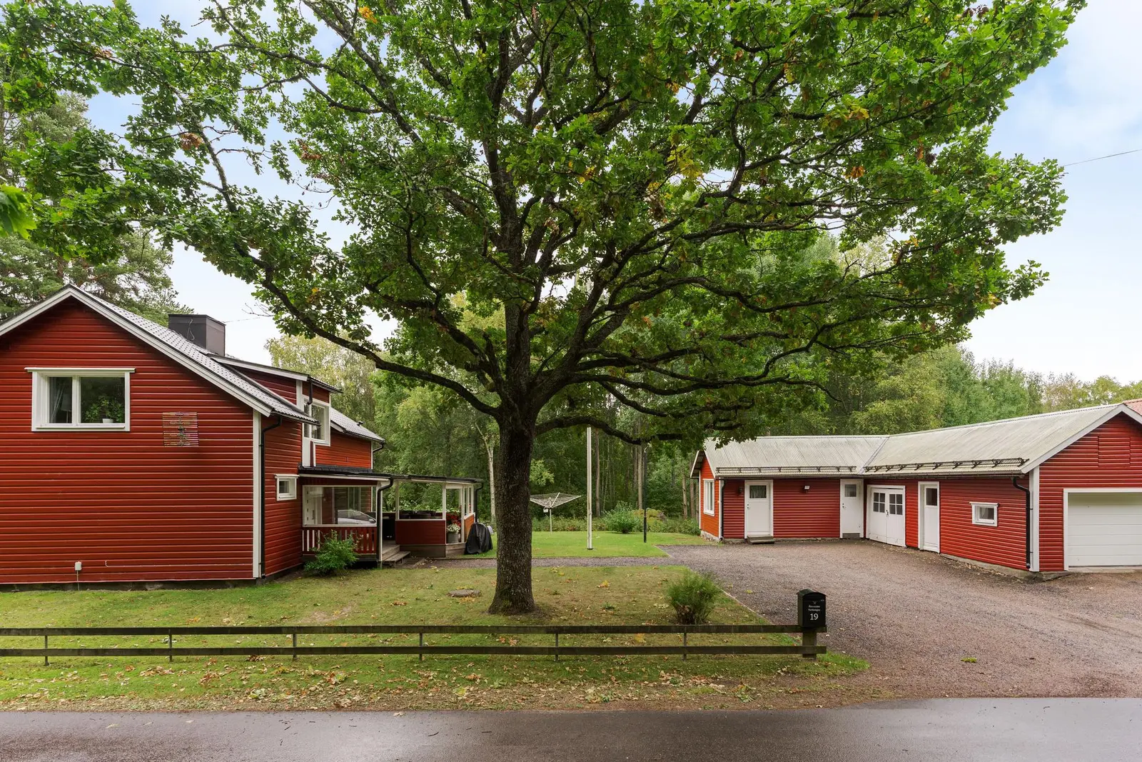 Villa, Turkivägen 19, Älvkarleby. Bild 1 av 20