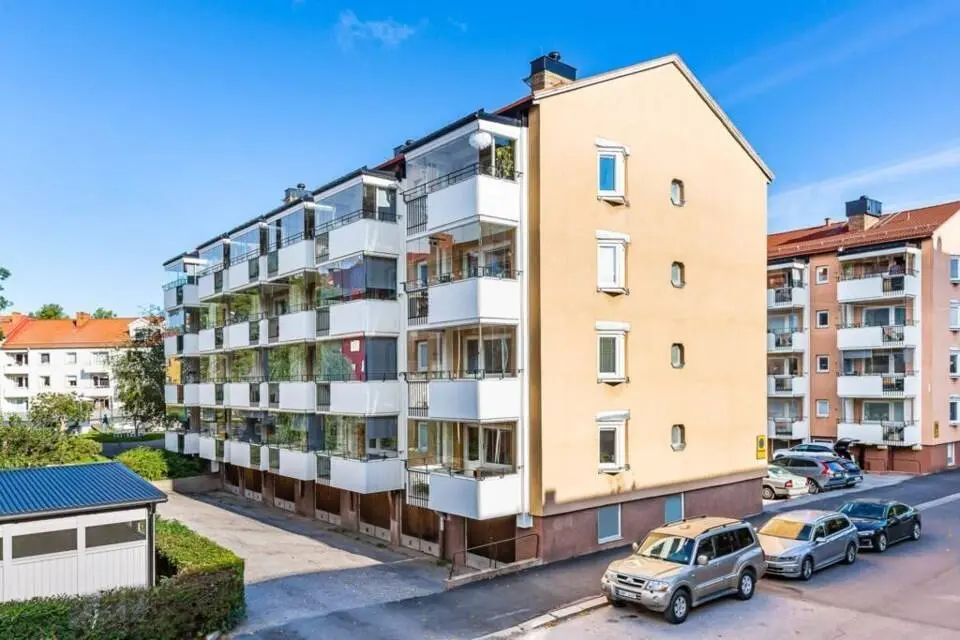 Bild 1 av 14 på Bryggaregatan 11B