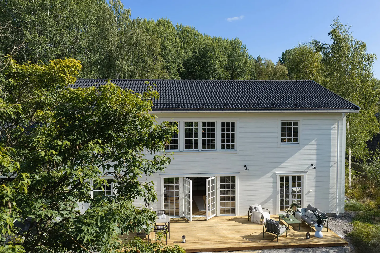 Bild 1 av 20 på Violvägen 11