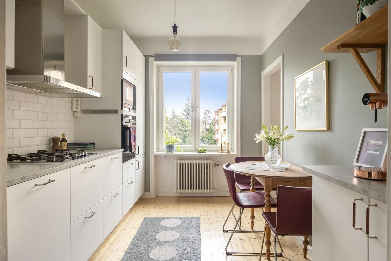 Lägenhet, Mariagatan 8B, 2 tr, Sundbyberg. Bild 1 av 37
