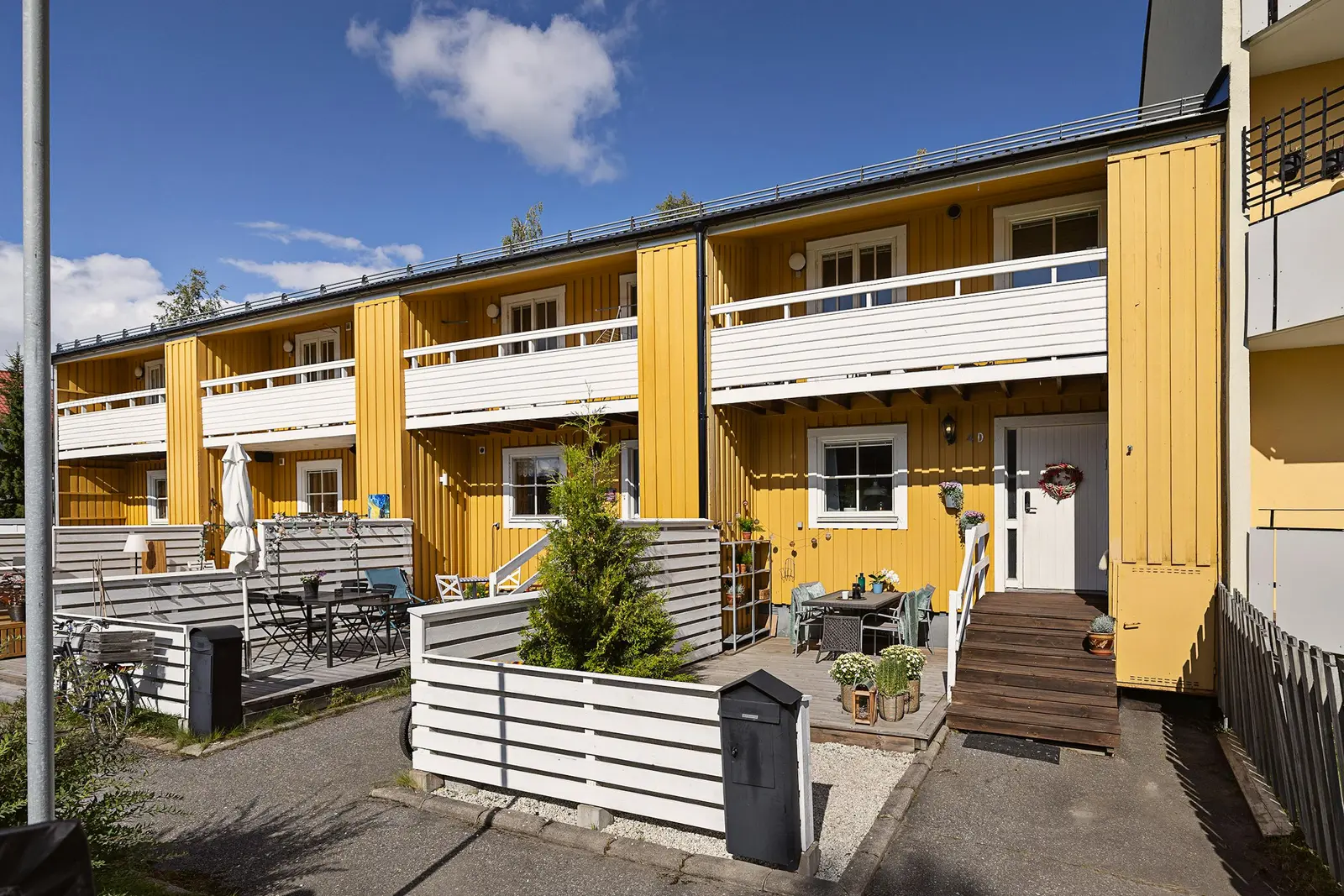 Bild 1 av 20 på Västergatan 4D