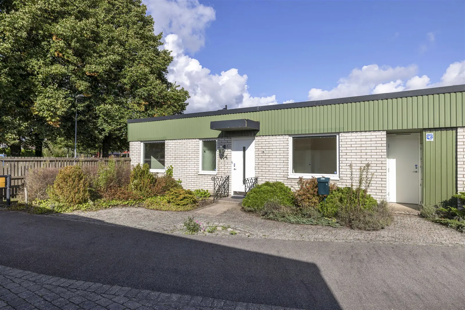 Lägenhet, Vasängsvägen 54, Halland. Bild 1 av 19