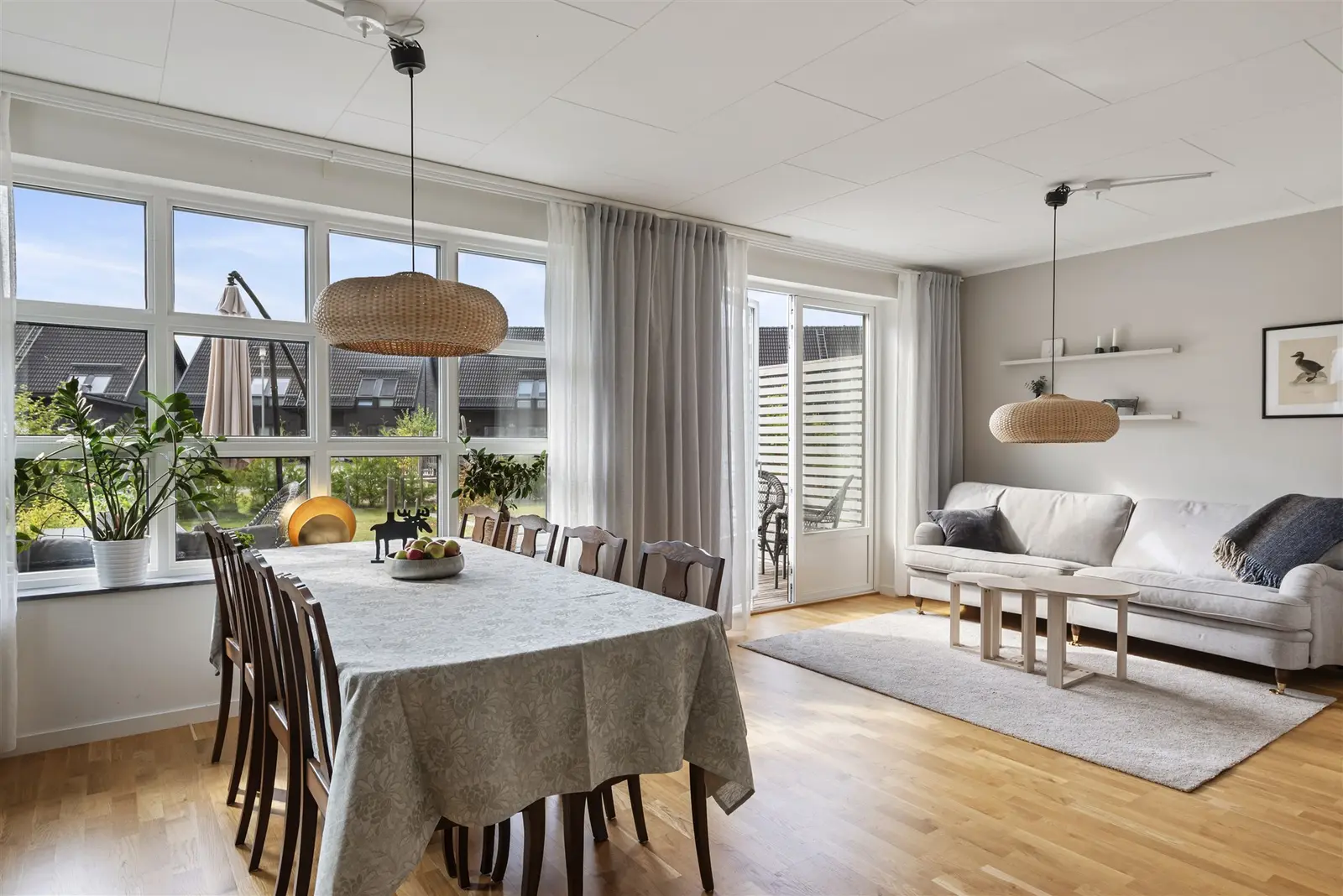 Par-/radhus, Solbacka Strandväg 43 A, Norrtälje. Bild 1 av 20