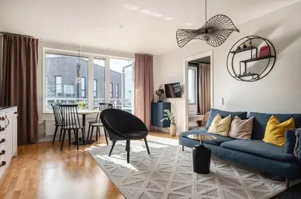 Lägenhet, Tellusborgsvägen 92, 4 tr, Stockholm. Bild 1 av 16