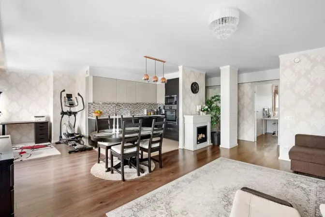 Apartment, Stadingeplan 14, 2 Tr, Spånga. Photo 1 of 20