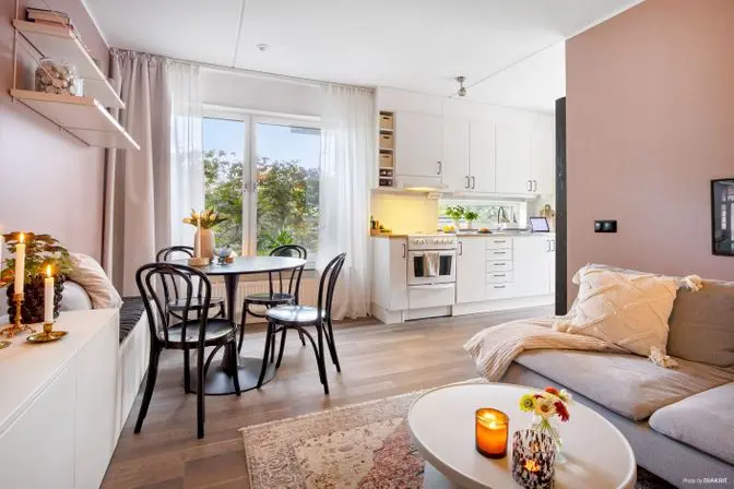 Lägenhet, Blå Blomvägen 1b, Gustavsberg. Bild 1 av 20
