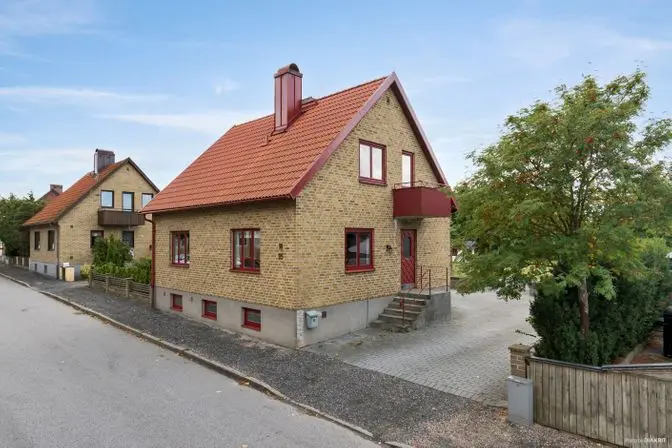 Image 1 of 20 of Föreningsgatan 35