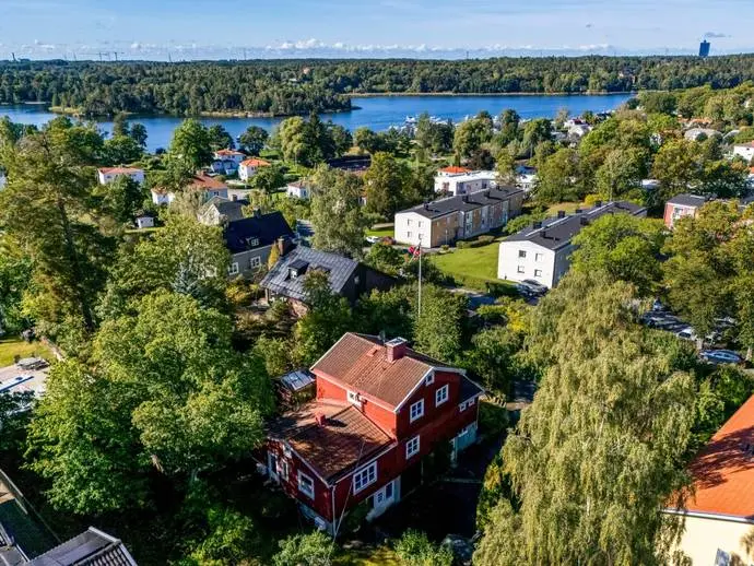 Bild 1 av 20 på Soltorpsvägen 13