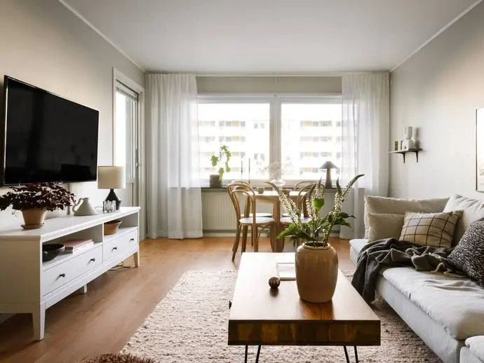 Image 1 of 19 of Seglaregatan 4