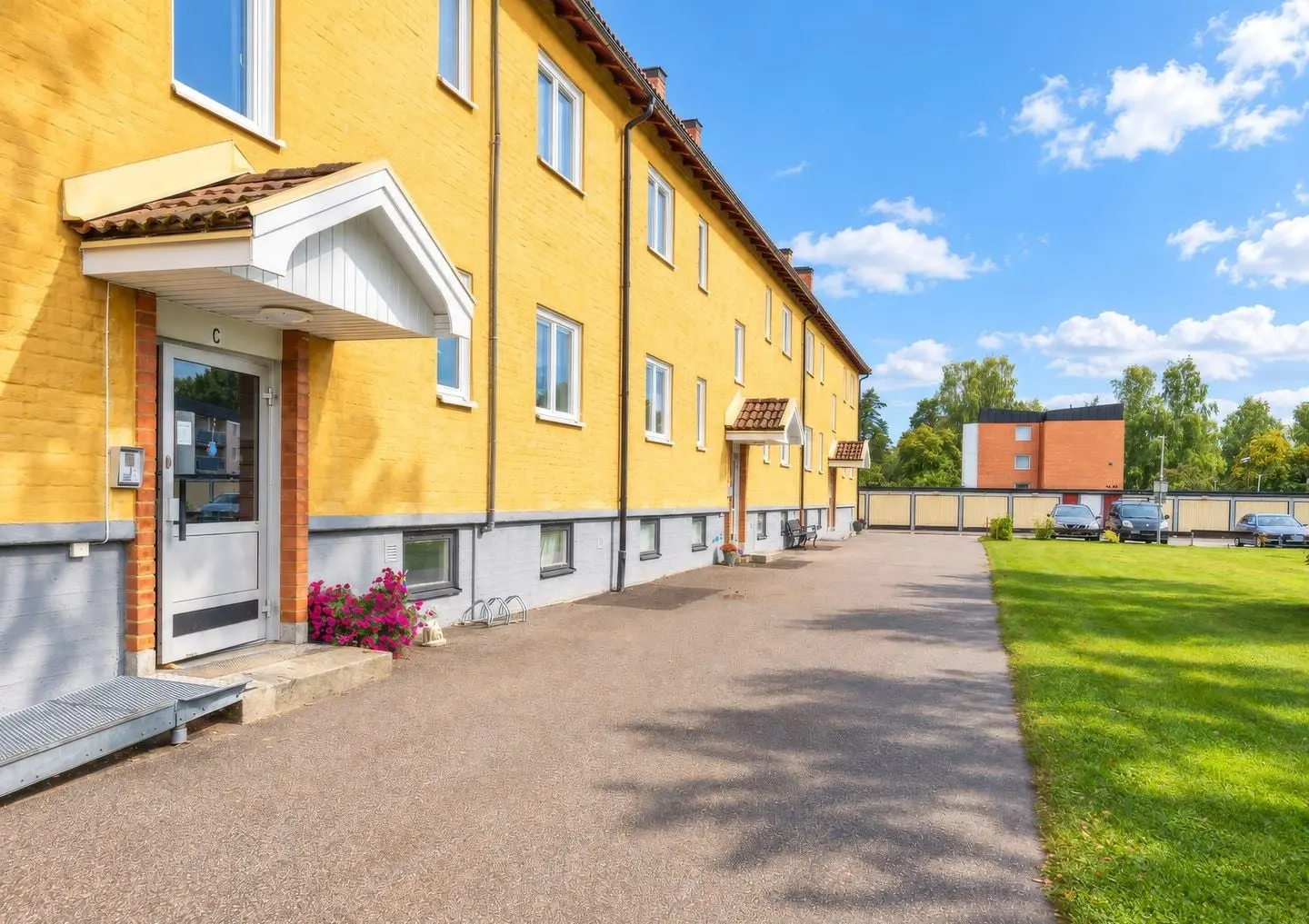 Bild 1 av 17 på Barrsätragatan 52C
