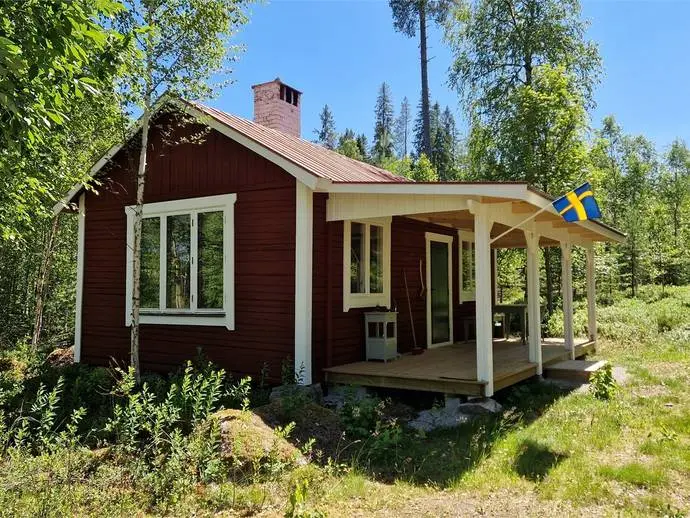 Image 1 of 16 of Ljugarvägen 340