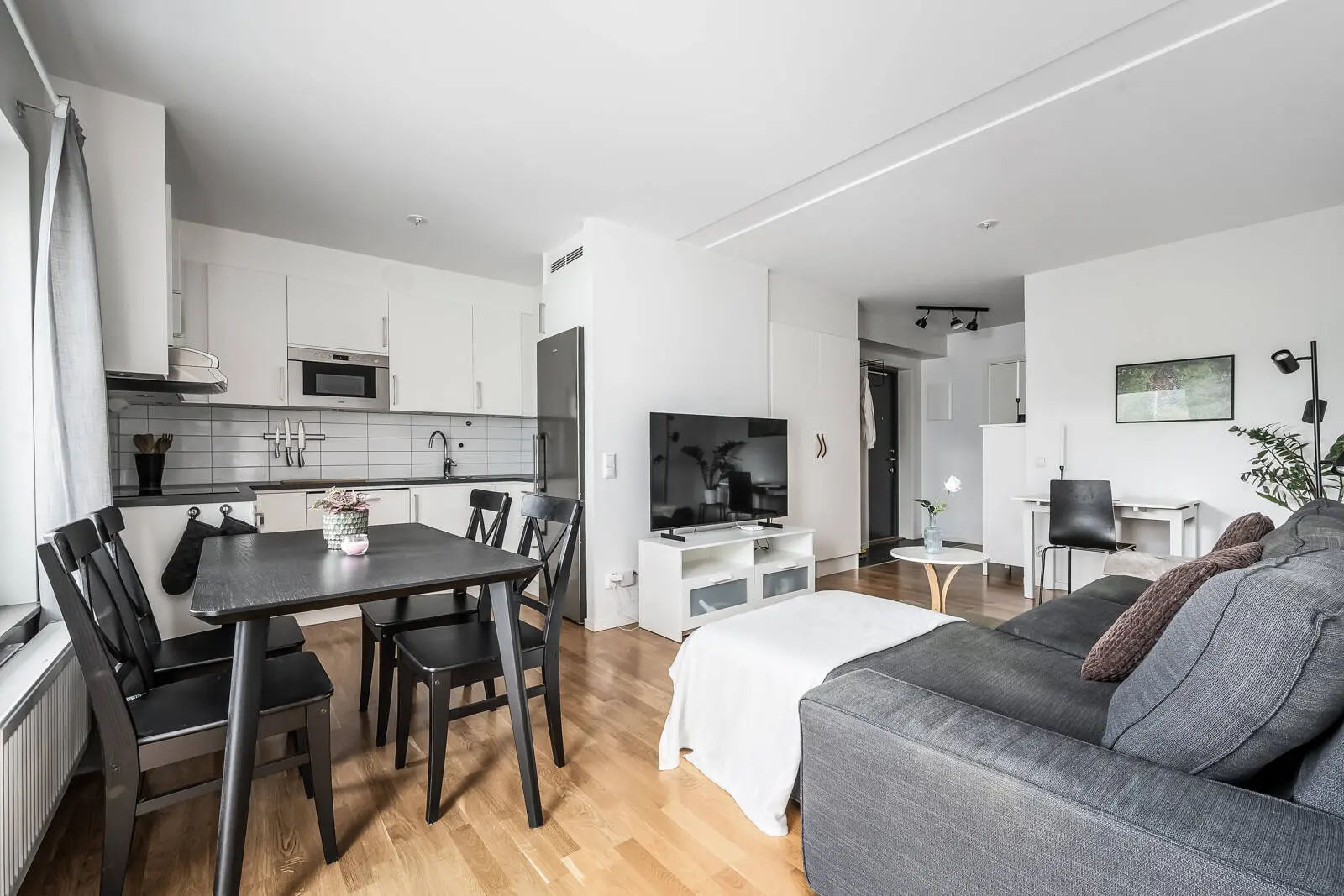 Lägenhet, Timvinkelvägen 38, Haninge. Bild 1 av 20