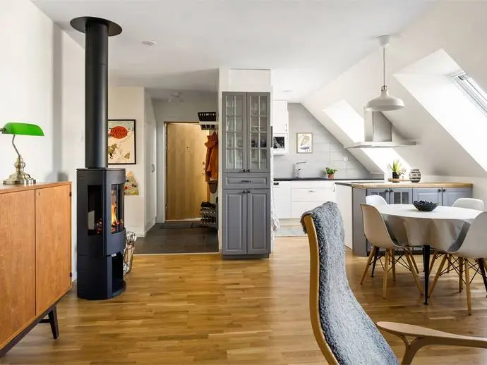 Lägenhet, Litteraturgatan 216. Bild 1 av 20