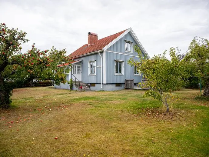 Image 1 of 20 of Västra vägen 96