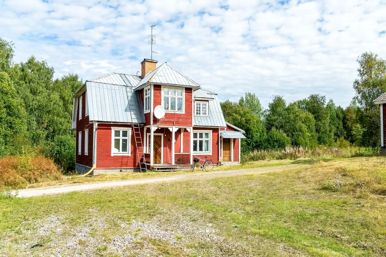 Lägenhet, Skog och gård i Särna, Älvdalen. Bild 1 av 40