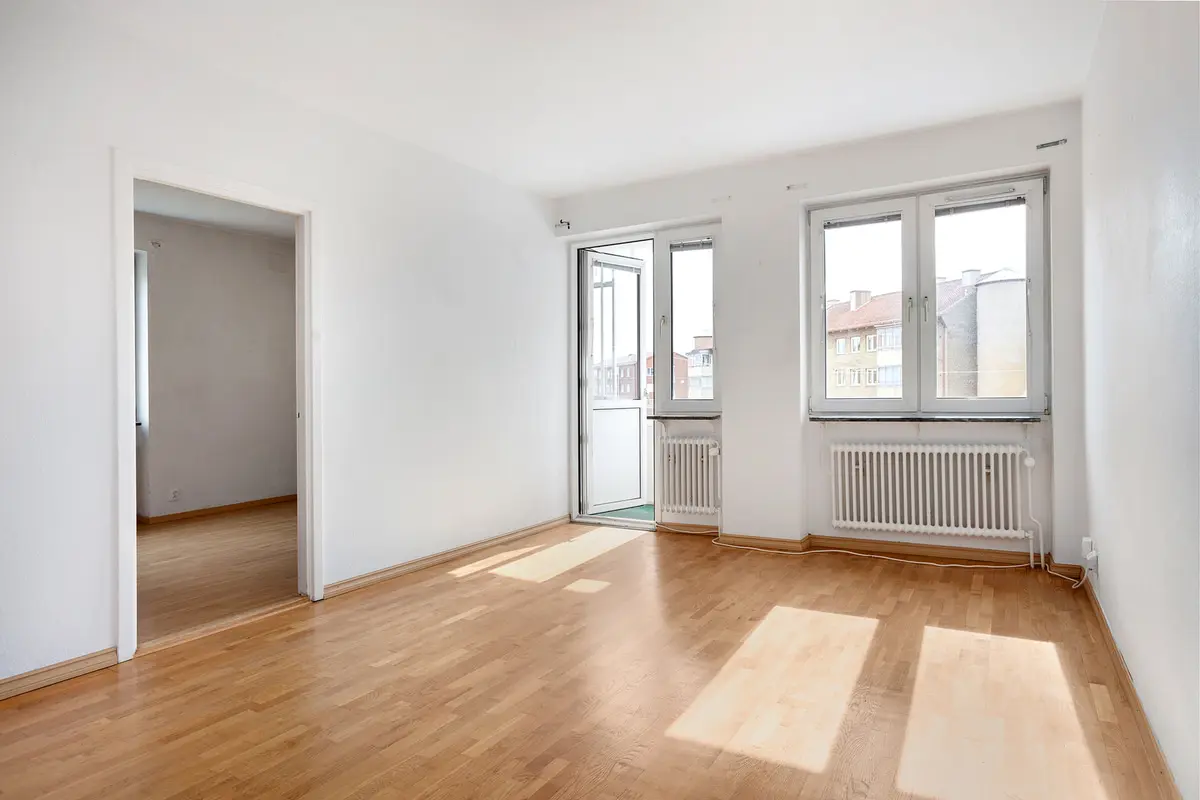 Image 1 of 18 of Amiralsgatan 86A