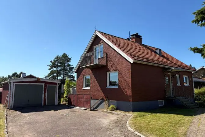 Bild 1 av 25 på Utmarksgatan 6