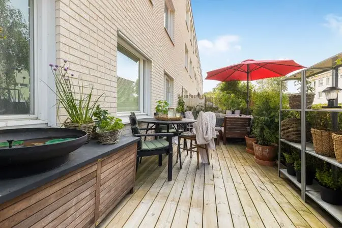 Lägenhet, Hjortronvägen 101, Mp, Kungsängen. Bild 1 av 34