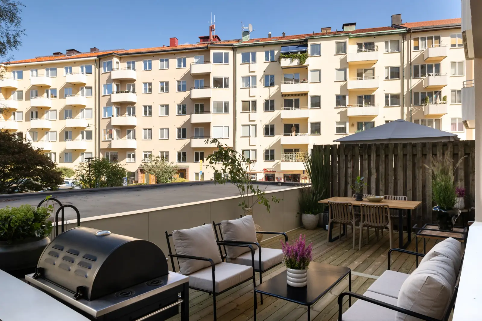 Lägenhet, Smedsbacksgatan 1, Stockholm. Bild 1 av 28