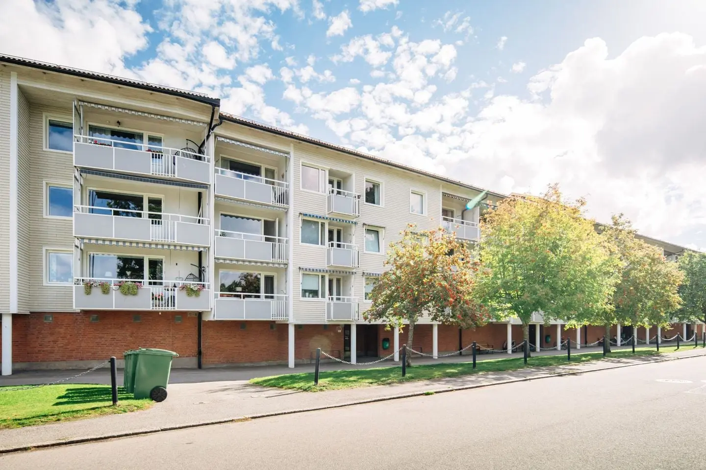 Bild 1 av 13 på Tunaholmsvägen 15