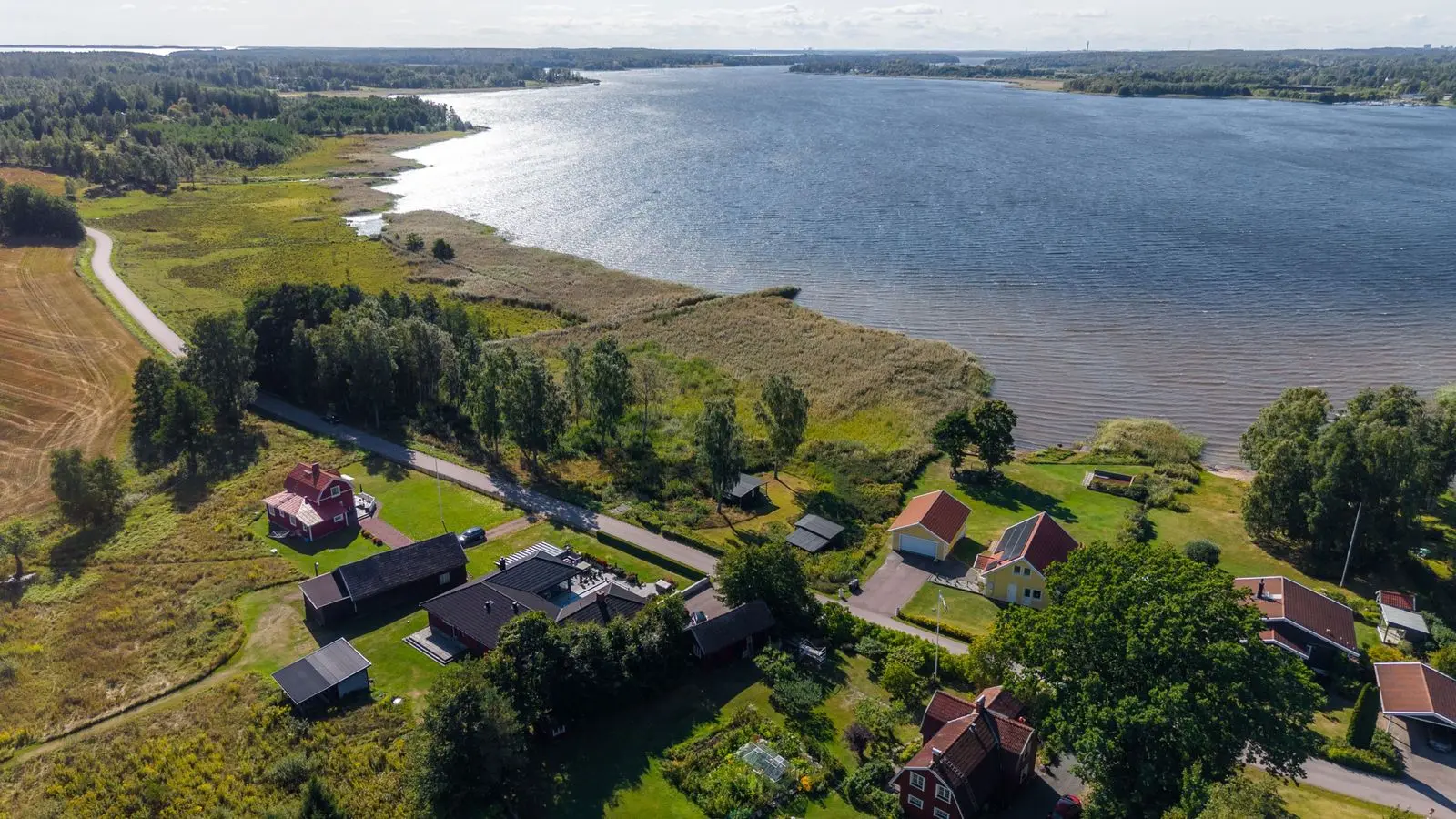 Image 1 of 11 of Spånga 438