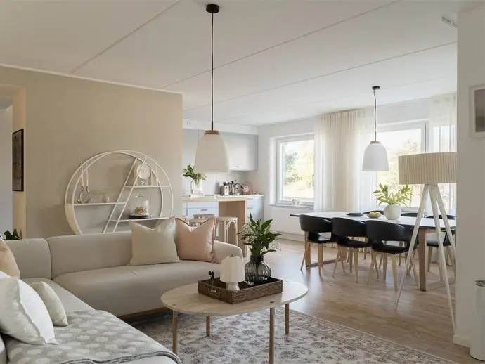 Image 1 of 20 of Lilla Varvsgatan 29A