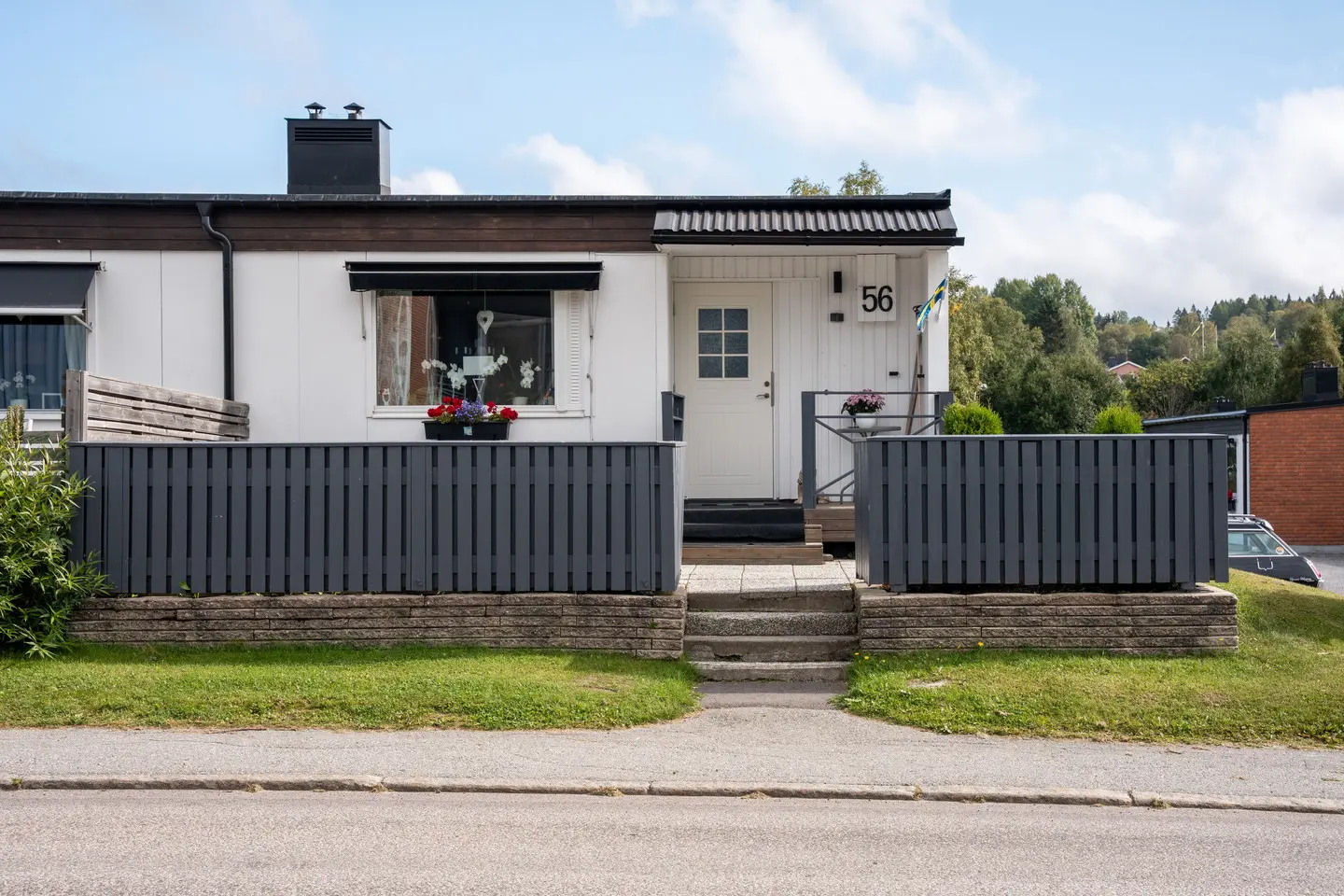 Image 1 of 27 of Brännavägen 56