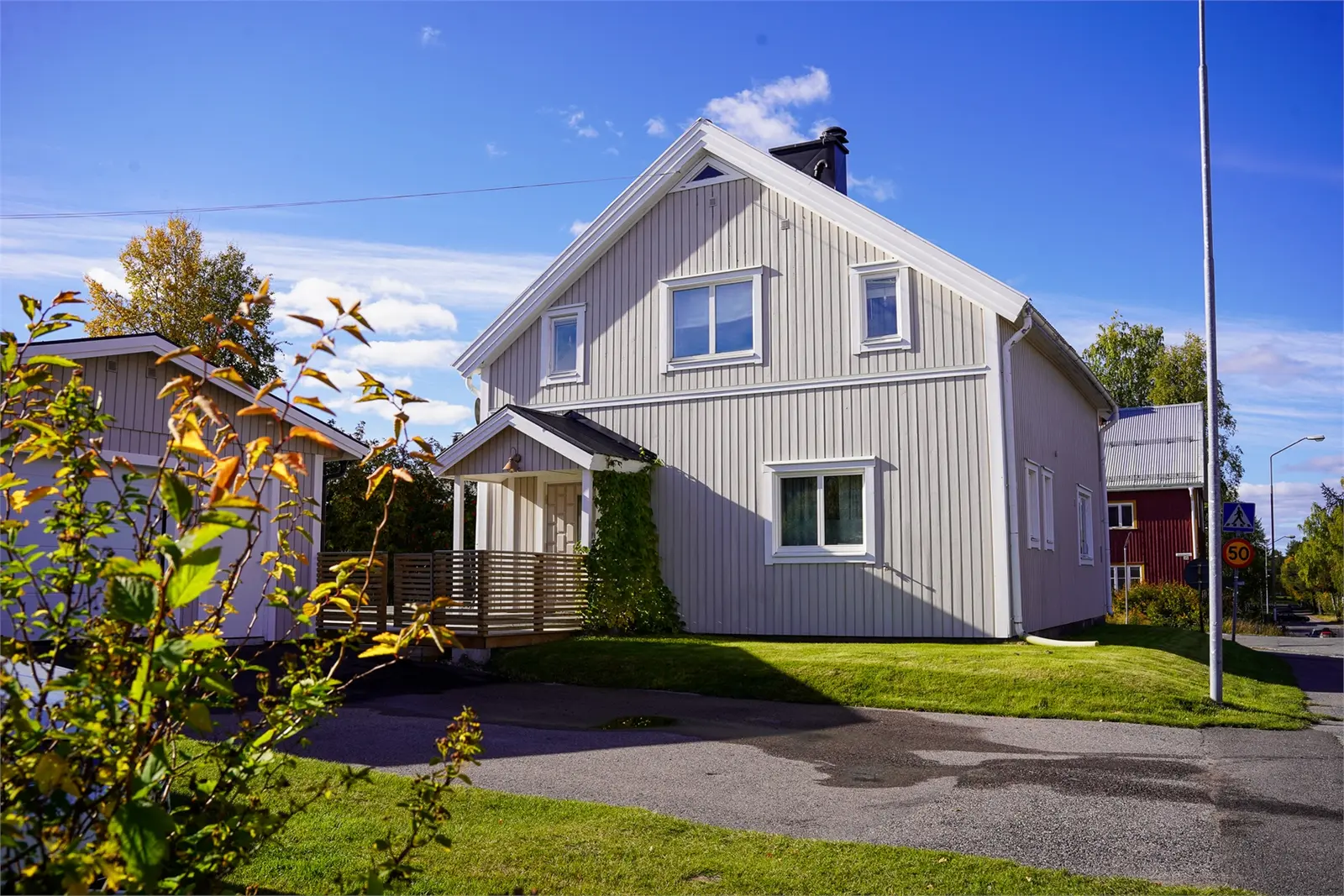 House, Stationsgatan 34. Photo 1 of 28