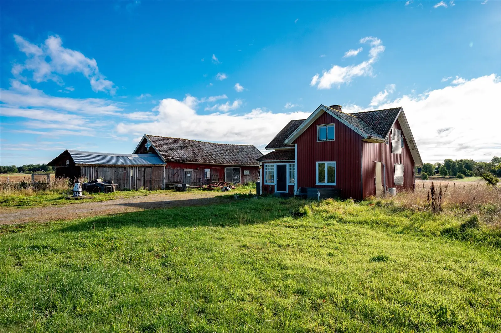 Farm, Larv Västergården 6, Larv. Photo 1 of 20