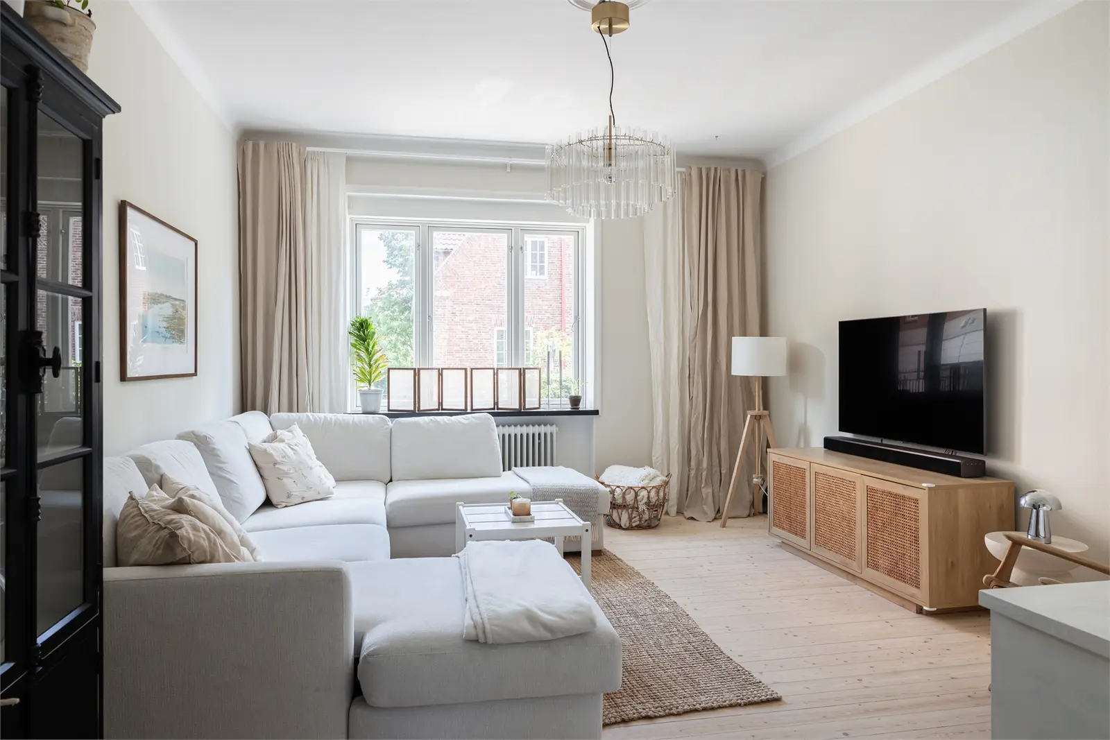 Bild 1 av 33 på Bankgatan 24
