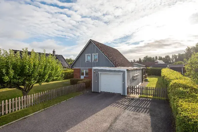 House, Hässlebergsvägen, Hallsberg. Photo 1 of 40