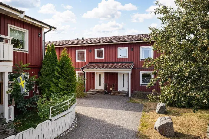 Image 1 of 29 of Stugvägen