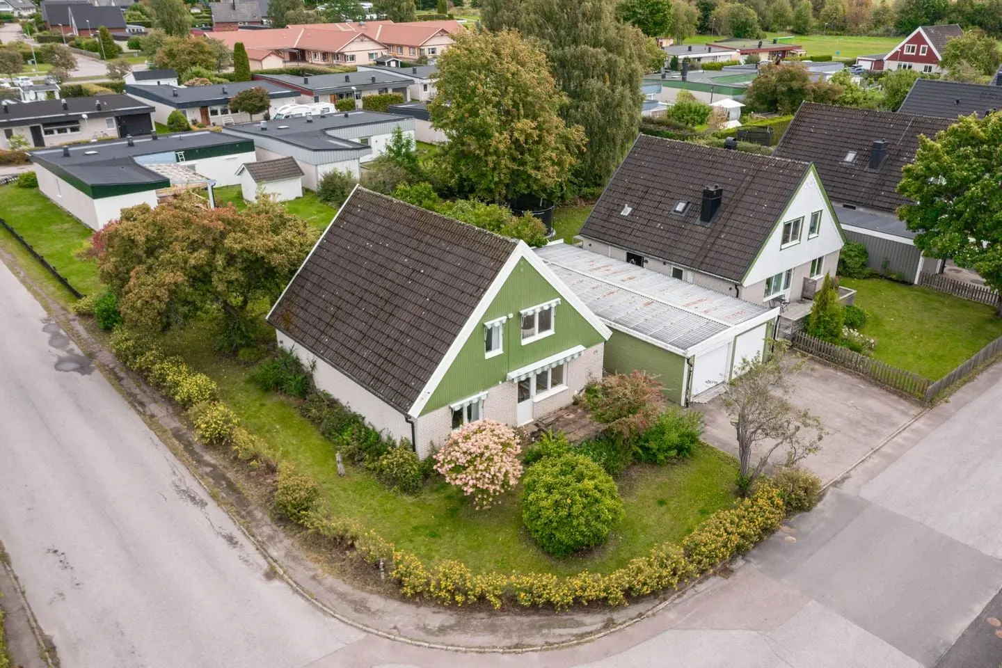 Bild 1 av 46 på Linvägen 24