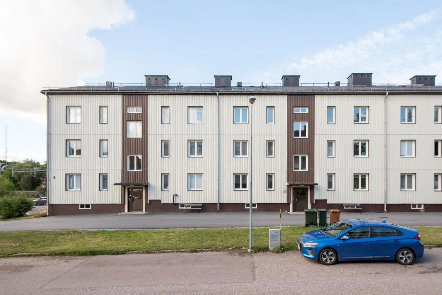 Lägenhet, Kapellgatan 5B, Surahammar. Bild 1 av 19