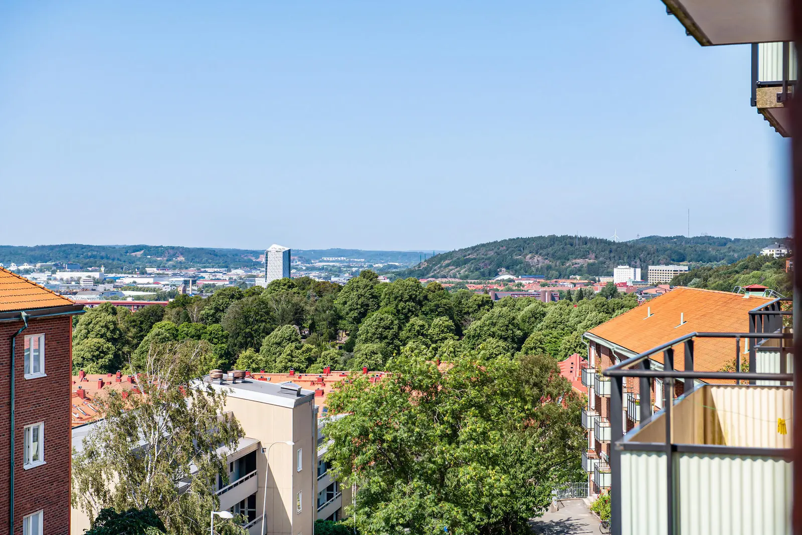 Lägenhet, De Geersgatan 12, Göteborg. Bild 1 av 23