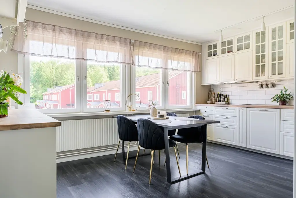Lägenhet, Uppfartsvägen 4 C, Borlänge. Bild 1 av 40