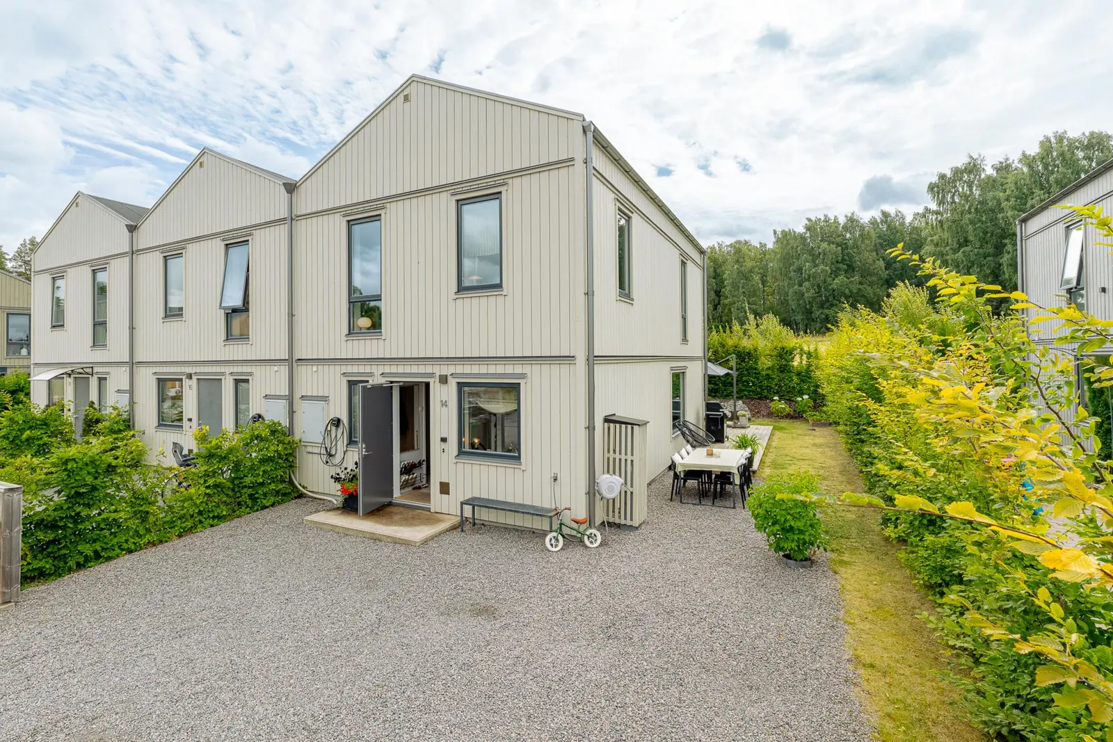 Par-/radhus, Kanelvägen 14, Eskilstuna. Bild 1 av 40