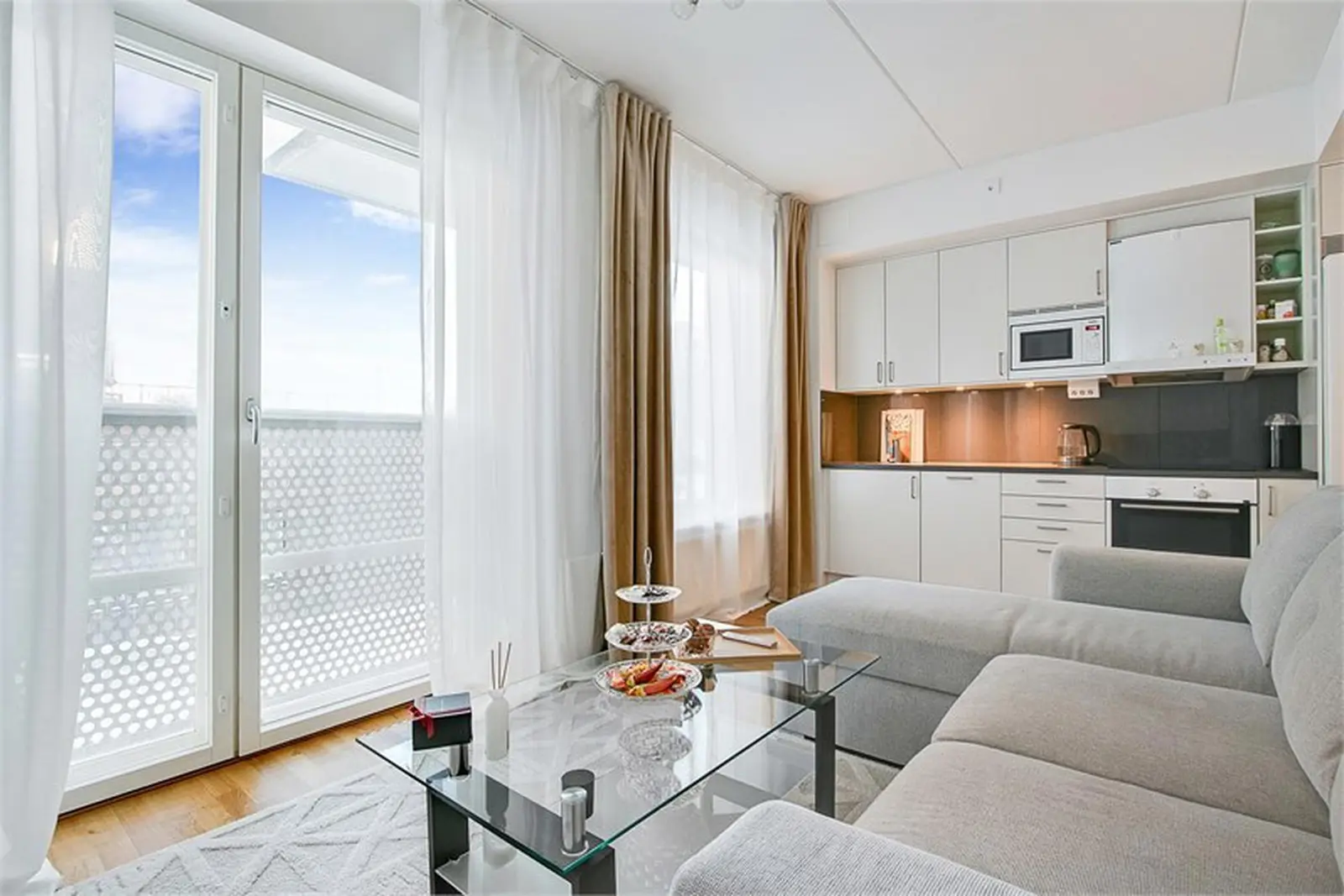 Apartment, Tingstorget 1, Botkyrka. Photo 1 of 14