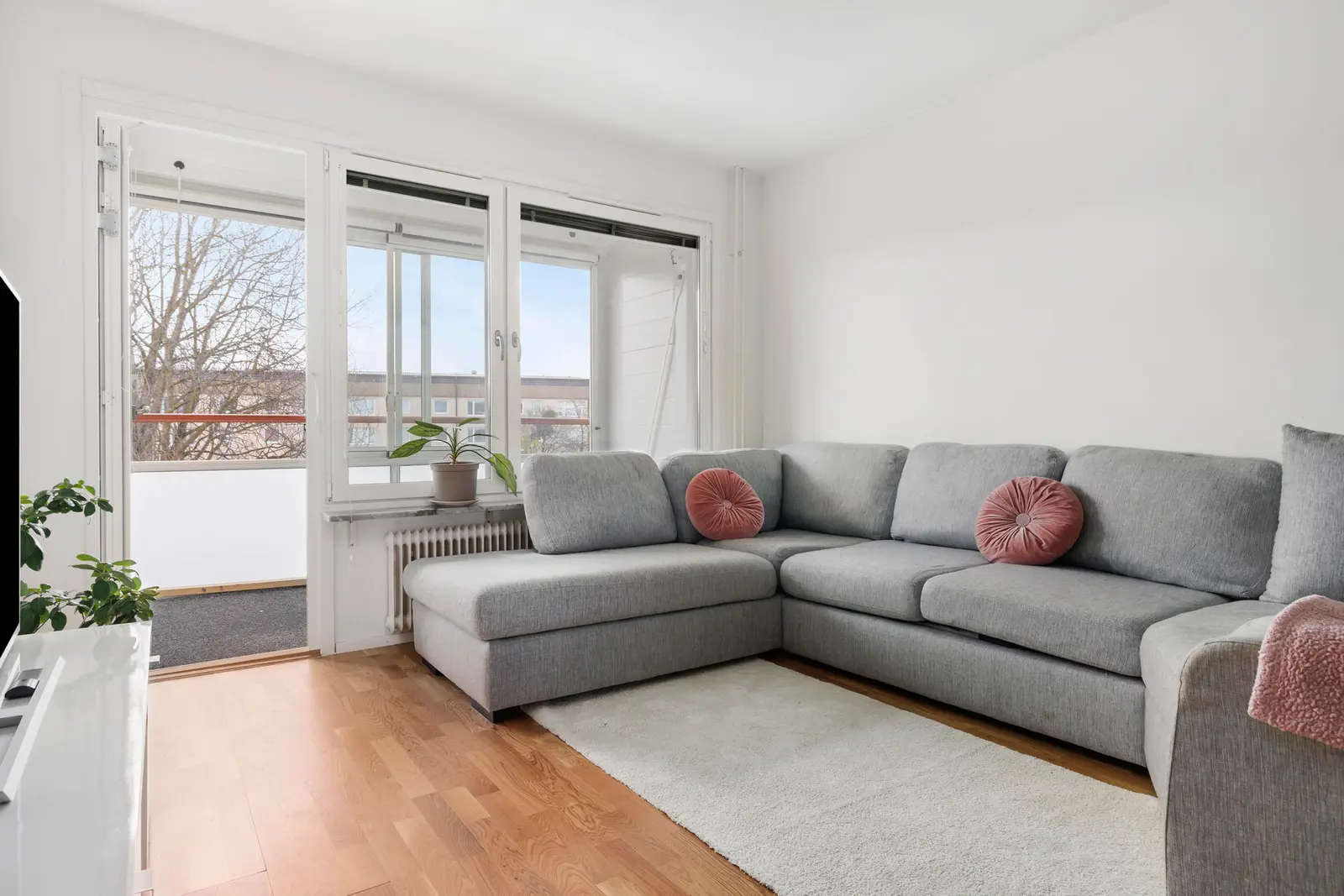 Lägenhet, Västra Bangatan 59D, 1 ½TR, Sigtuna. Bild 1 av 16