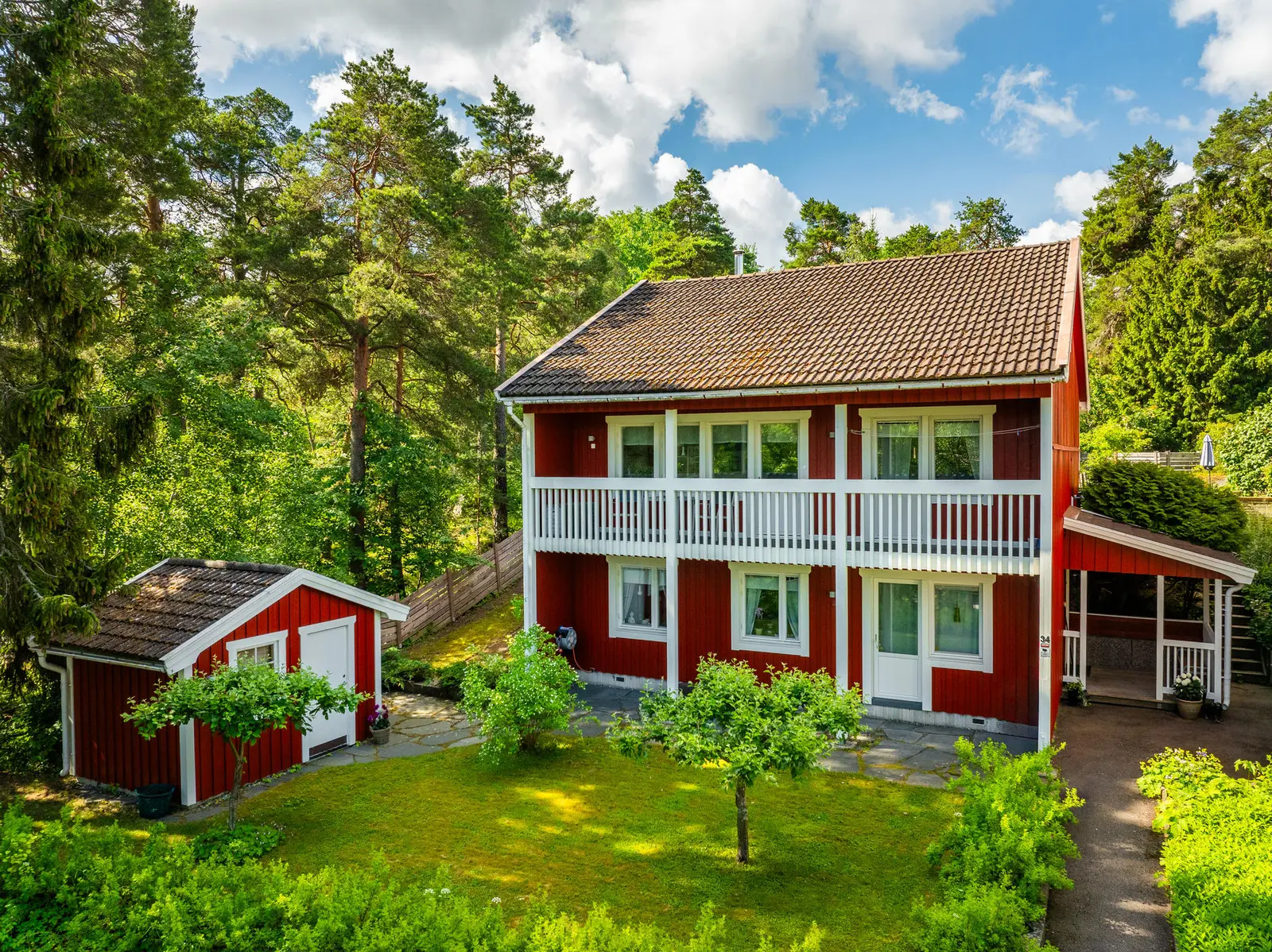 House, Torplyckegränd 34, Stockholm. Photo 1 of 20