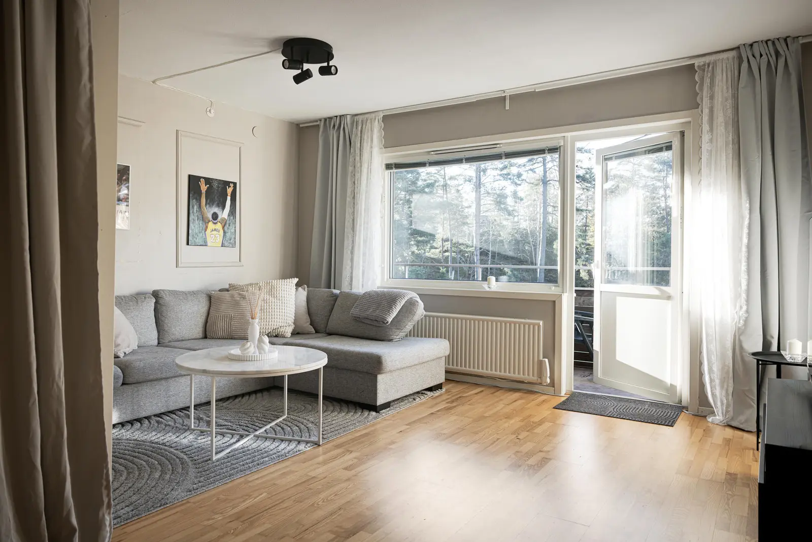 Bild 1 av 18 på Torggatan 4B