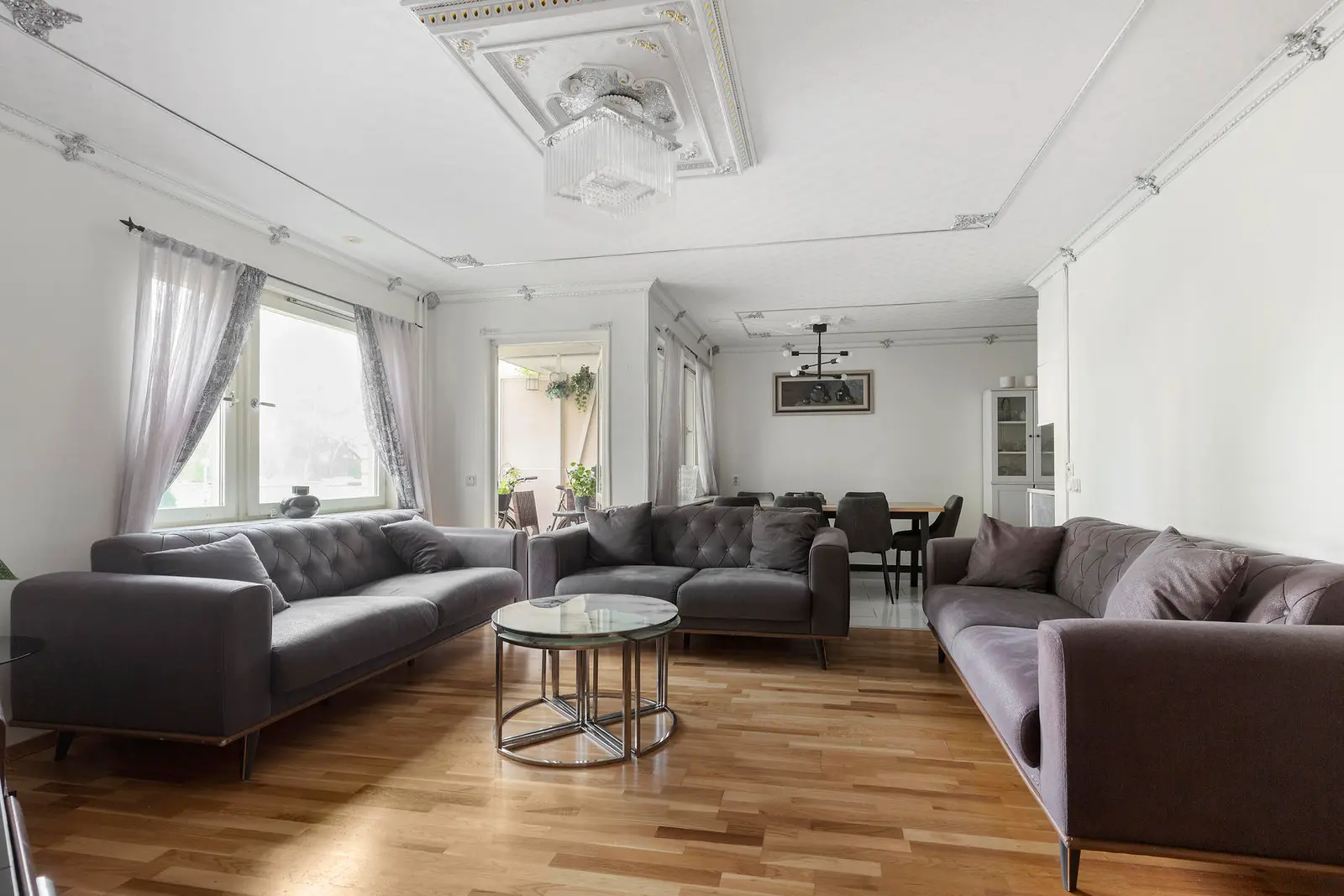 Lägenhet, Mangårdsvägen 5, Huddinge. Bild 1 av 20