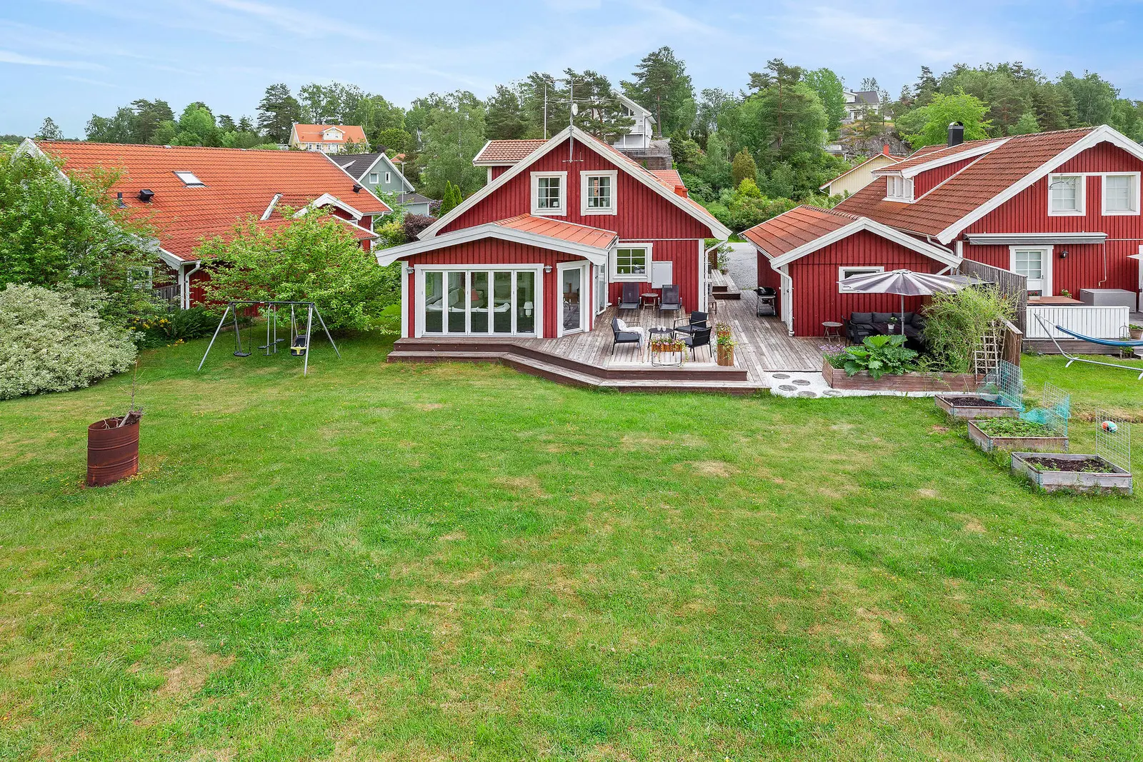 Villa, Tre gruvors väg 13, Österåker. Bild 1 av 20
