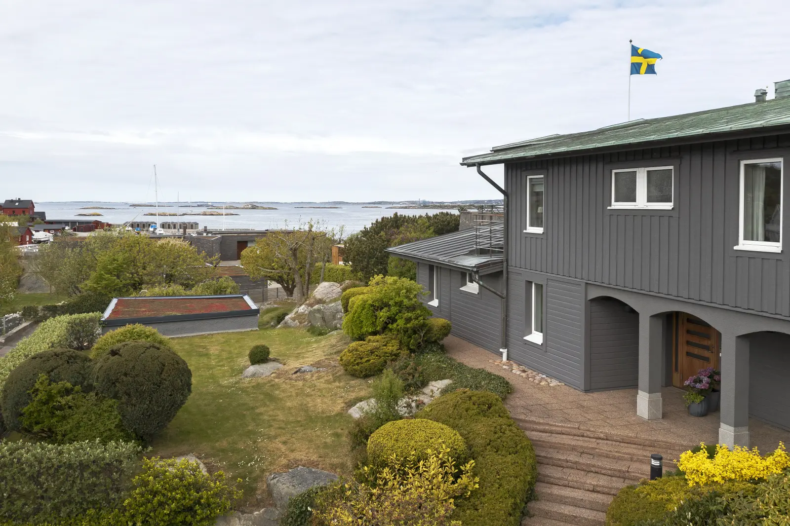 Villa, Styrbordsgatan 11, Västra Frölunda. Bild 1 av 40