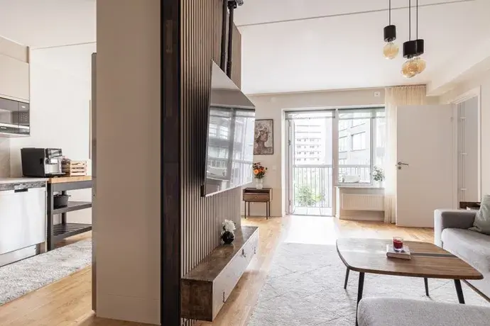 Bild 1 av 35 på Scoutgatan 8B