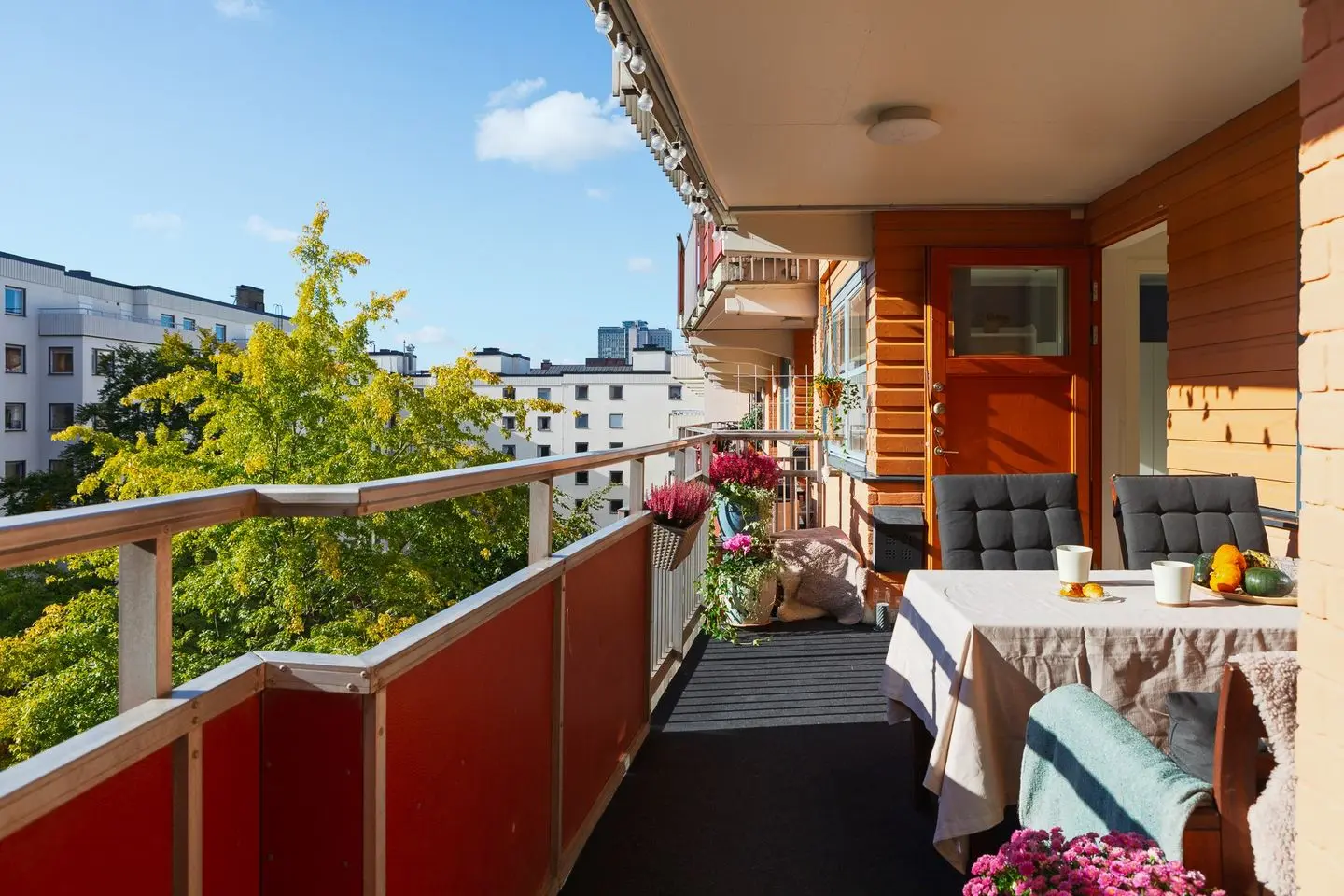 Apartment, Åsögatan 164, Stockholm. Photo 1 of 36