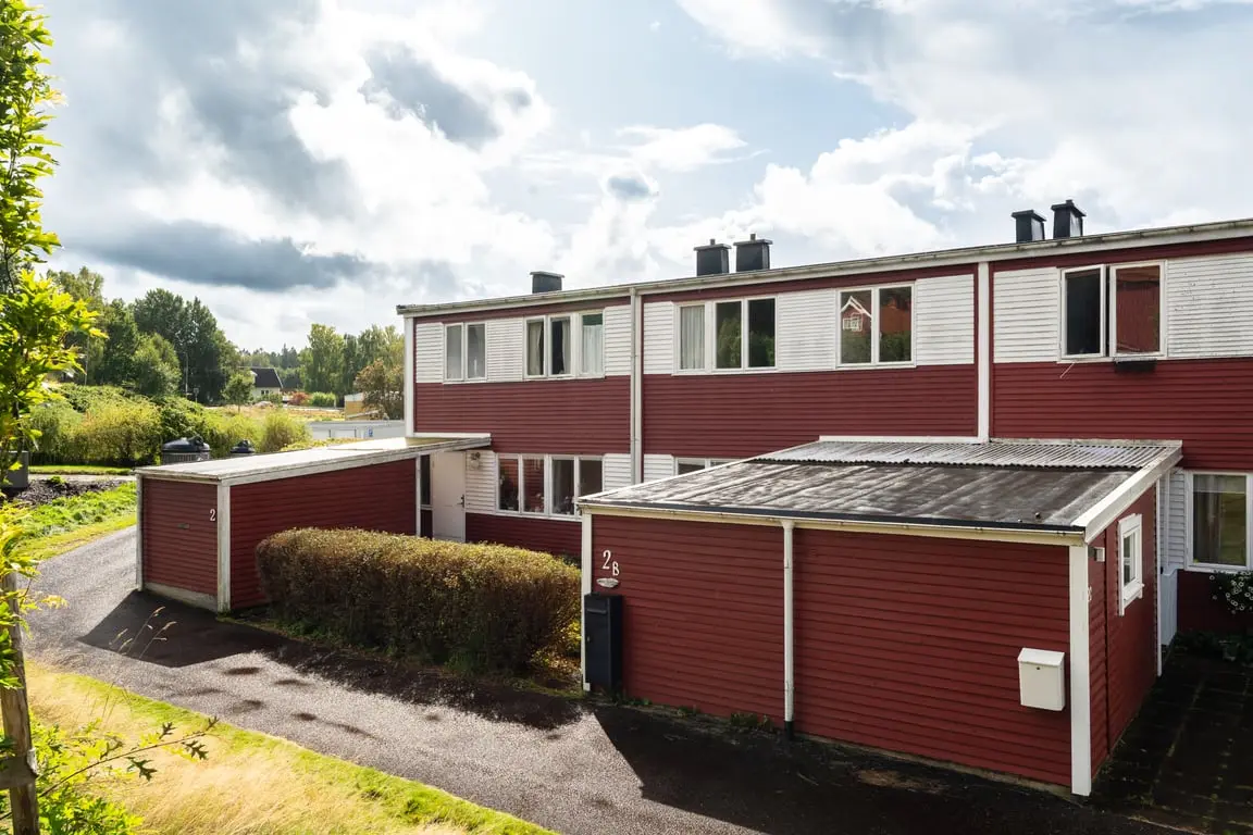 Bild 1 av 20 på Ekvägen 2B